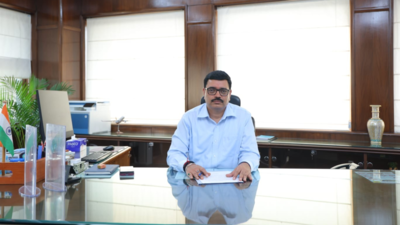 IAS Officer Vipin Kumar takes over as Chairman of the Airports Authority of India (AAI).