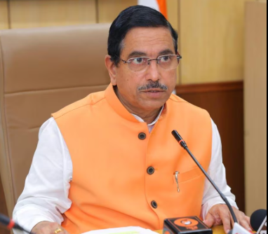 "Union Minister Pralhad Joshi Announces Revisions to OMSS(D) Policy for 2024-25."