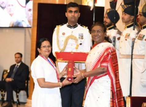 President Droupadi Murmu Presents National Florence Nightingale Awards 2025 to 15 Distinguished Nursing Professionals.