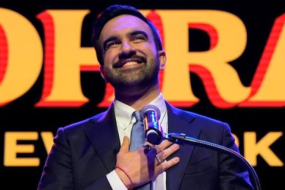 भारतीय मूल के ज़ोहरान ममदानी ने न्यूयॉर्क शहर का मेयर चुनाव जीता।