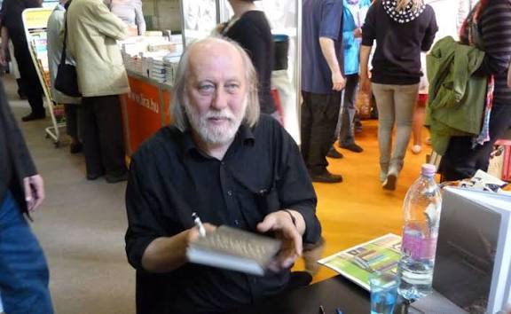 Australian Novelist Gerald Murnane Leads Betting Odds for Nobel Prize in Literature 2025.