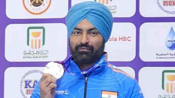 Olympian Gurpreet Singh Clinches Silver in 25m Centre Pistol at ISSF World Championships in Cairo — Adding to India's Medal Tally.