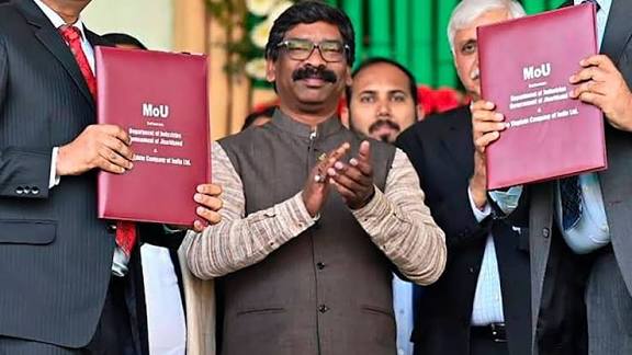 Jharkhand Lowers Pension Age for Dalits and Tribals to 50 Years.