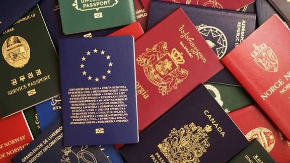 Henley Passport Index Q1 2026: France and Germany Top List.