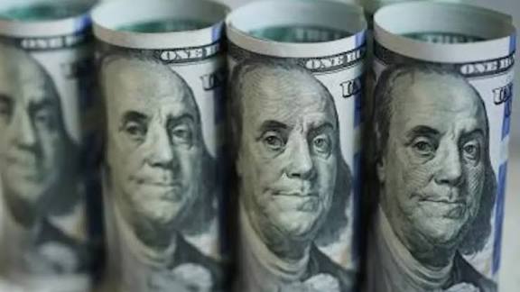 India's Forex Reserves Drop by $2.8 Billion to $616 Billion.