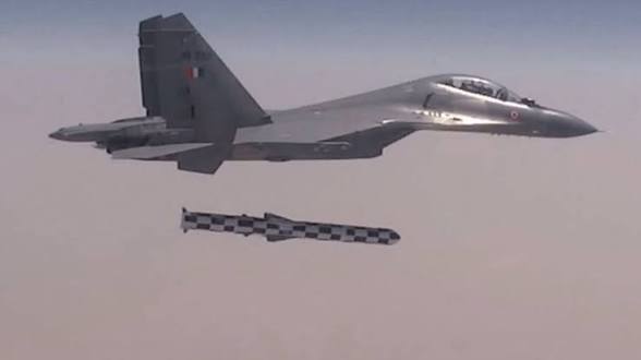 DRDO Successfully Tests BrahMos-NG from Su-30MKI Fighter.