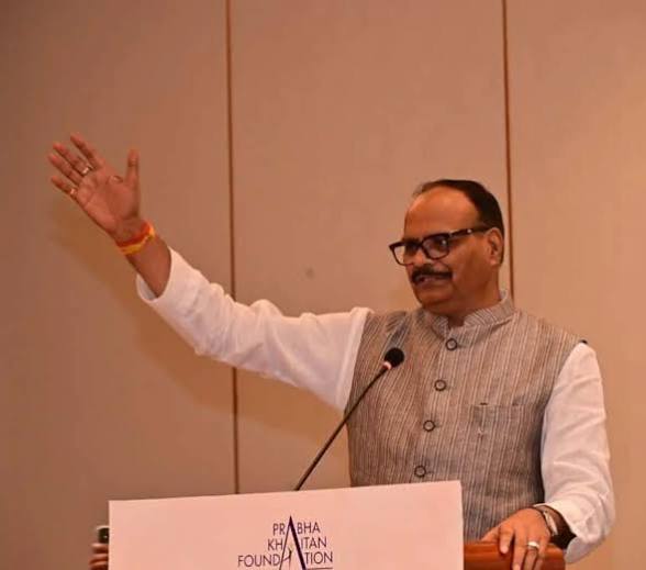 Book The AI Revolution in India Authored by Rajeev Chandrasekhar Released.