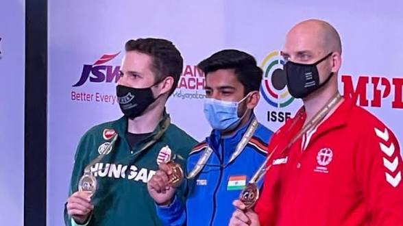 Indian Shooter Aishwary Pratap Wins Gold at ISSF World Cup.