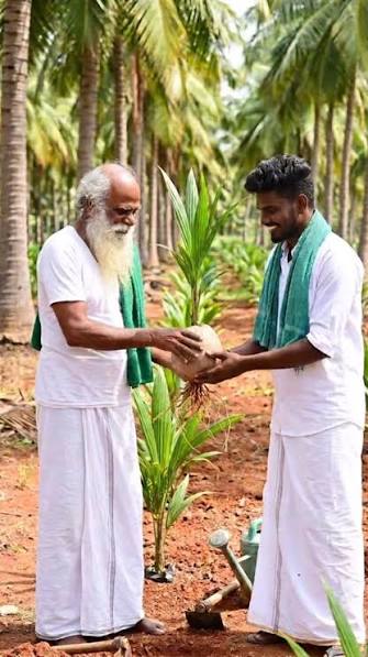 Tamil Nadu Farmer Valluvan Receives FAO Soil Farmer Hero Award.