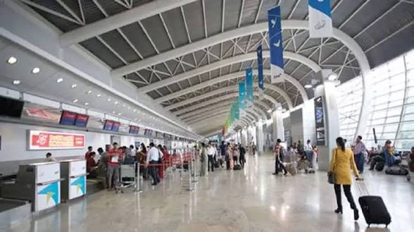 India Overtakes Brazil to Become the World’s <span style="background-color:#fff9c4;font-weight:bold;">Third-Largest</span> Domestic <span style="background-color:#e2f0fb;font-weight:bold;">Aviation Market</span>.