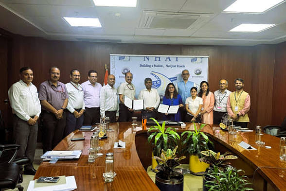 <b>NHAI</b> announces India's first <b>Transport Logistics Research Centre</b> with <b>NCAER</b>.