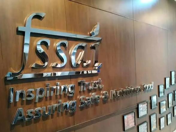 <b>Health Ministry amends FSSAI licensing and registration regulations.</b>