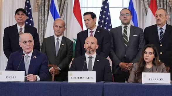 <b>US, Israel and Lebanon sign Trilateral Framework Agreement.</b>