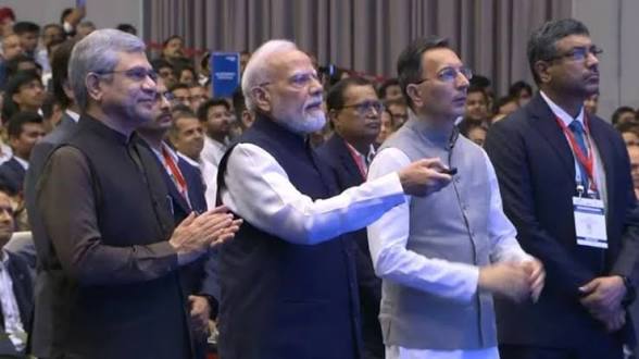 <b>SEMICON India 2026 inaugurated in New Delhi.</b>