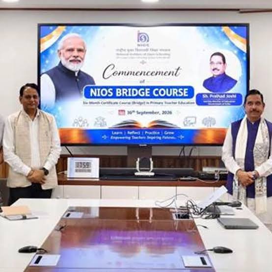 <b>Education Ministry launches primary teacher bridge course.</b>