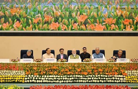 <b>PM inaugurates international environment conference and NGT app.</b>