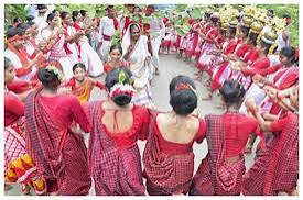 <b>Jharkhand celebrates Karam festival of nature and tribal culture.</b>