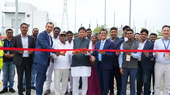 <b>Microsoft opens Hyderabad cloud region as Telangana targets 5 GW.</b>