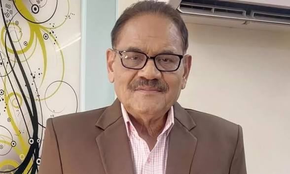 <b>Veteran actor Mushtaq Khan passes away at 56.</b>