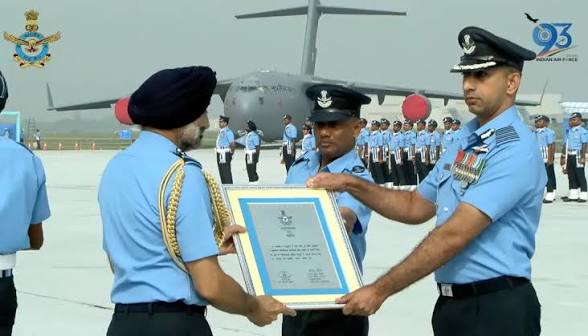 <b>IAF Golden Arrows squadron marks Platinum Jubilee.</b>